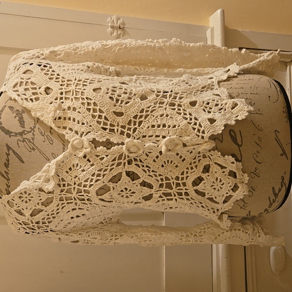 One Step Up loosely crocheted white sweater Sz OS - Picture 10 of 10